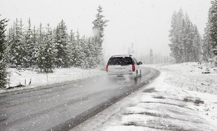 wypadki drogowe - kolizja - zima