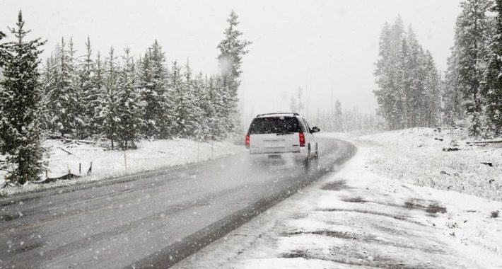 wypadki drogowe - kolizja - zima